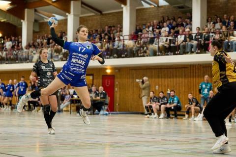 Starker Auftakt in die Aufstiegsrunde – TuS-Damen feiern emotionalen Heimsieg vor überragender Kulisse